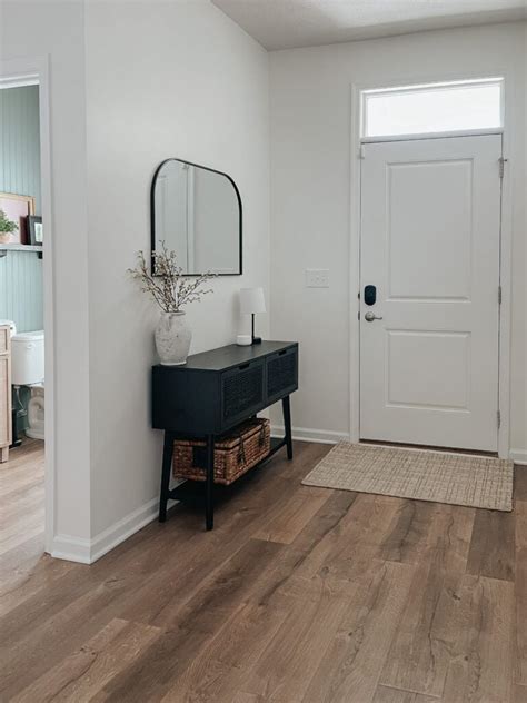 Sherwin Williams Snowbound SW 7004: Paint Color Overview - Simply DIY Home