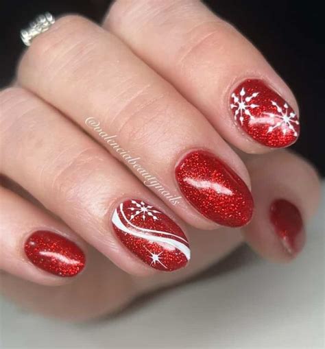 45 Stunning Red Nails with Glitter for a Striking Manicure