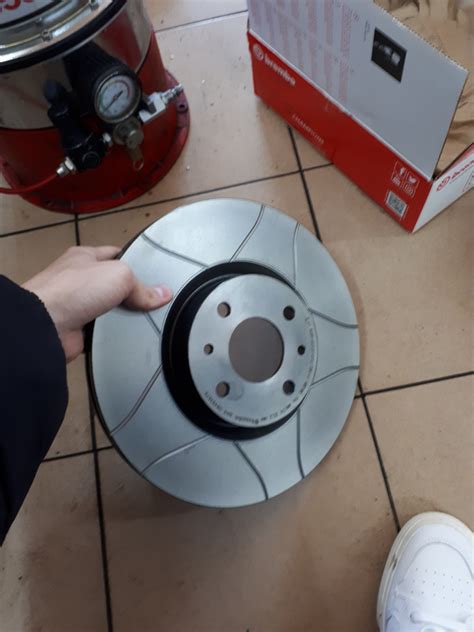 16. Новые тормозные диски brembo max r15 и колодки — Lada Калина Спорт ...