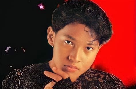 penyanyi indonesia  meninggal    usianya  muda