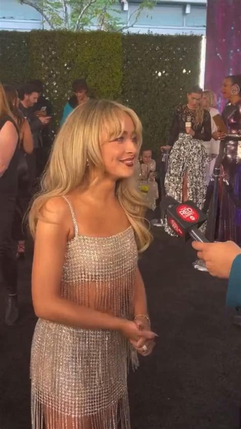 Sabrina via @OnTheRedCarpet on TikTok. | Sabrina carpenter, Sabrina ...