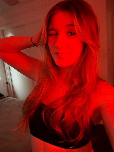 𝐧𝐞𝐧𝐞 (@nenethebrunette) • Instagram photos and videos