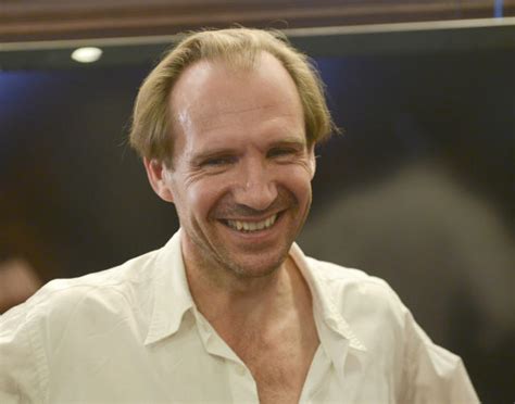 Así ha evolucionado el atractivo de Ralph Fiennes desde los 90