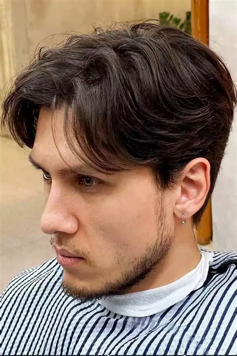 Top 35+ Men's Medium‑Length Hairstyles to Try in Fall 2025 | Middle