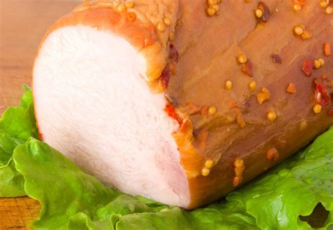 Пастрома из куриной грудки: рецепт от Шефмаркет