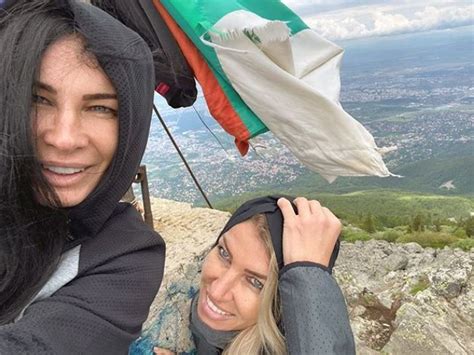 Цеци Красимирова заряза Биг Майк! Върна се в България - Зар БГ