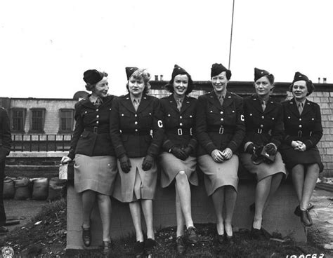 Ли Миллер (Lee Miller) / В ванной Гитлера: picturehistory — LiveJournal