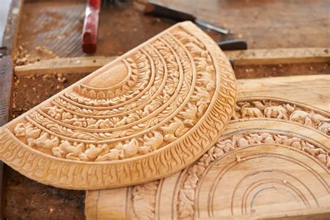 sri lankan wood carving kiptra