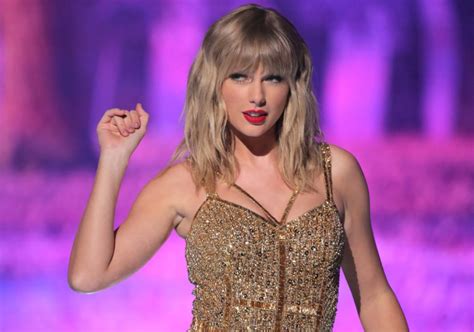 famous female singers singersroomcom