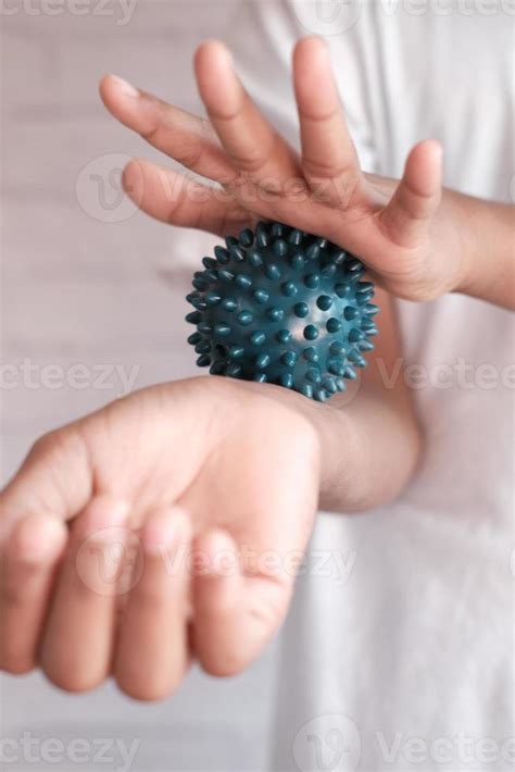 Hand and Finger Strengthening Exercises 7065131 Stock Photo at Vecteezy