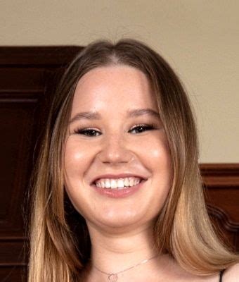 Who is Amalia Davis dating? Amalia Davis boyfriend, husband