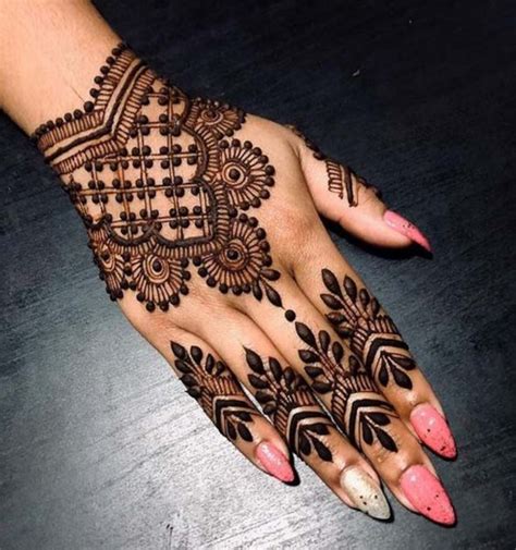 Easy Mehndi Designs Drawings