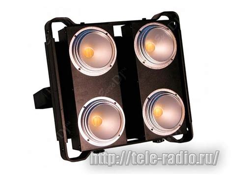 Светодиодный светильник рассеянного света EURO DJ COB LED Blinder-4