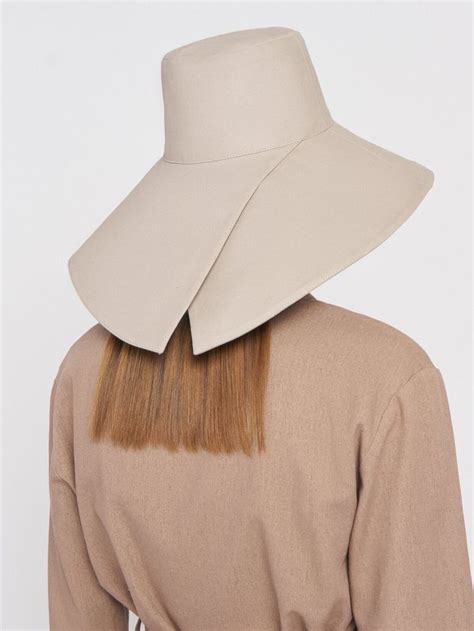 Пин от пользователя 𝕵𝖔𝖆𝖓 на доске FASHION | Модные головные уборы ...