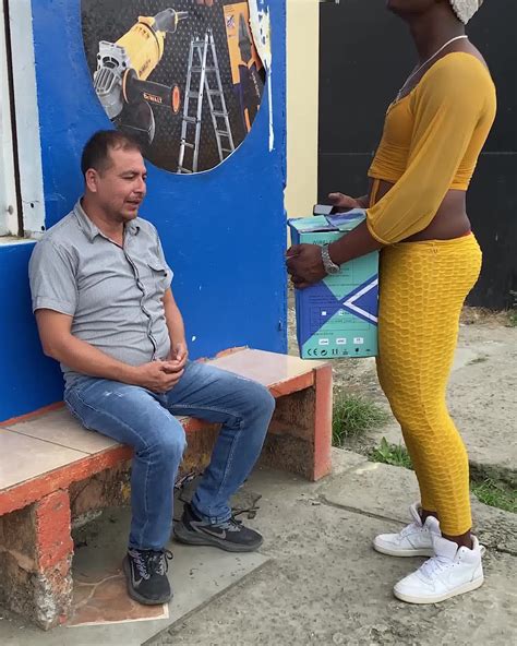 BROMA MI PRIMA CON SORPRESA 🤣🤣🤣 | BROMA MI PRIMA CON SORPRESA 🤣🤣🤣 | By