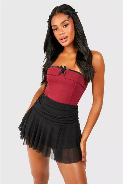 Black Short Skirt Outfit Ideas