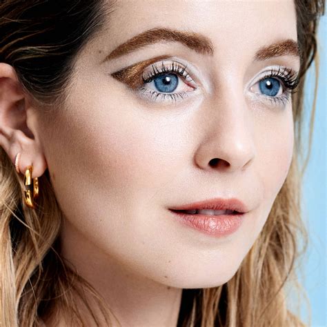 Zoella Without Makeup Celebrities Without Makeup GIF - WithoutMakeup