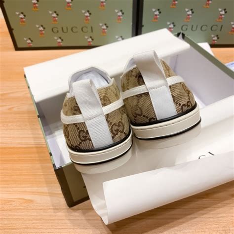 реплика Евтин Gucci Tennis 1977 Slip-on Sneaker интернет магазин ...