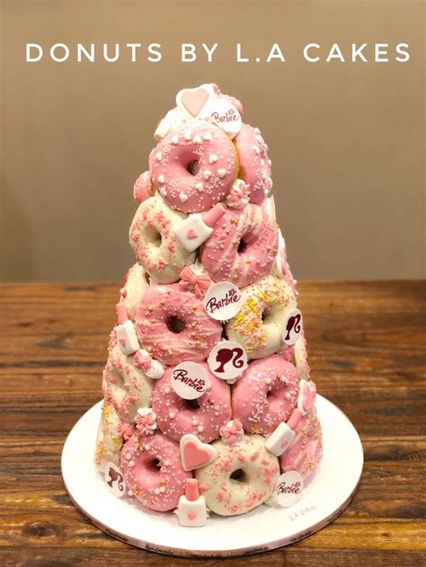Donut tower | Birthday donuts, Donut tower, Cake donuts