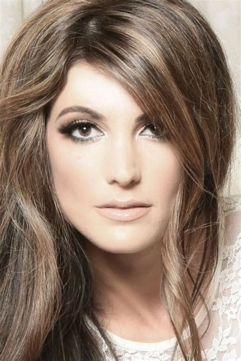 Julia Benson biographie, news, photos, vidéos et avis