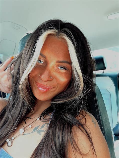 alivia rose ´ ` | aura only getting prettier hair always by