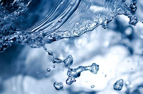 photo splashing splash aqua water  image  pixabay