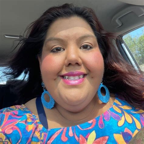 Lesley Islas | LinkedIn