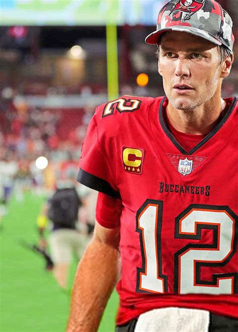Tom Brady: RETIREMENT, TAKE 2! | Star - celebrity - Read this story on