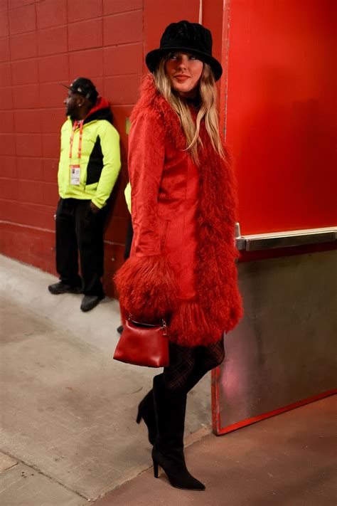 Taylor Swift and Travis Kelce Coordinated Fur Coats After Fans Spot