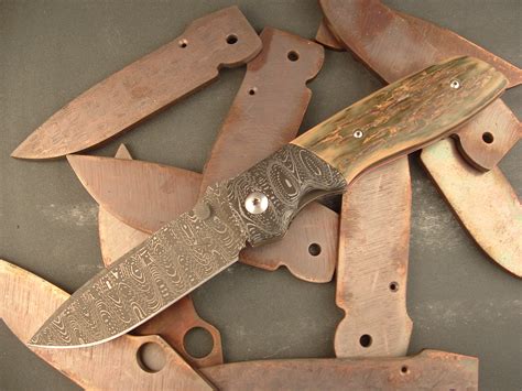 Saturday Night Blade Porn: the steel artistry of Charles Marlowe