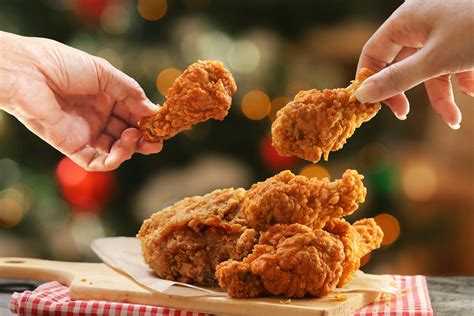 Why It's Illegal To Eat Fried Chicken With A Fork In This Georgia Town