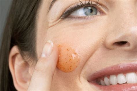 Esfoliação facial - Como realizar o procedimento - Pátio Hype