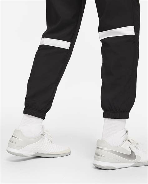 Nike Dri-FIT Academy Men's Woven Football Tracksuit Bottoms. Nike NZ