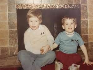 Ryan Reynolds' 3 Brothers: All About Jeff, Terry and Patrick