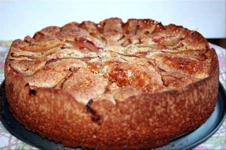 Ореховый пирог со сливами - пошаговый рецепт с фото