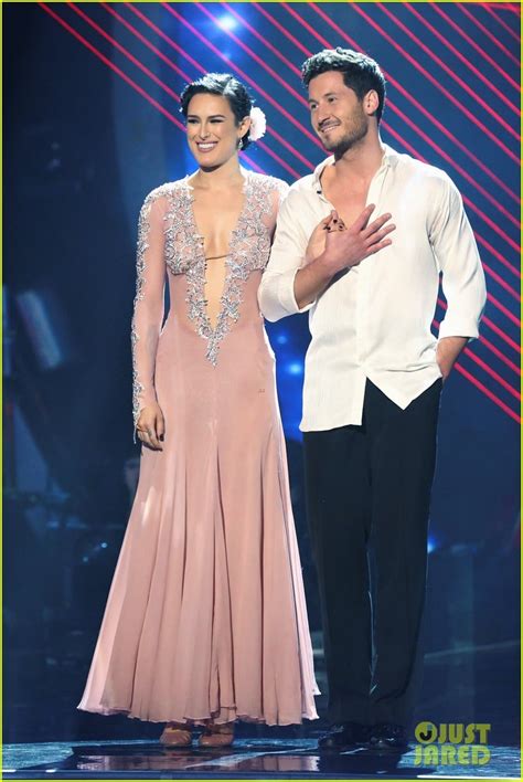 Rumer Willis & Val Chmerkovskiy Are 'Toxic' Duo on 'Dancing with the ...