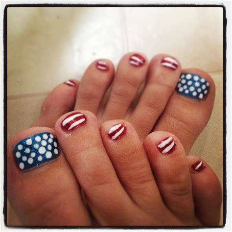 Pin by Carole Covey on beauty! | July nails, Nail colors, Nail designs