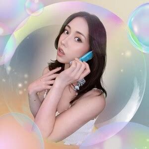 lea_amano - MyFreeCams App