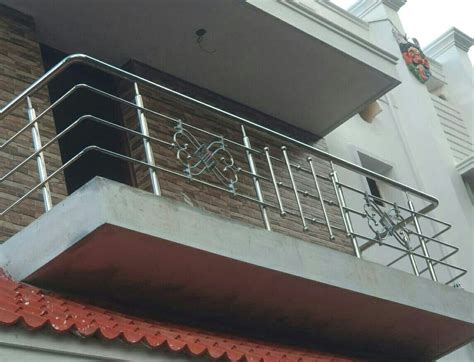modern balcony railing design