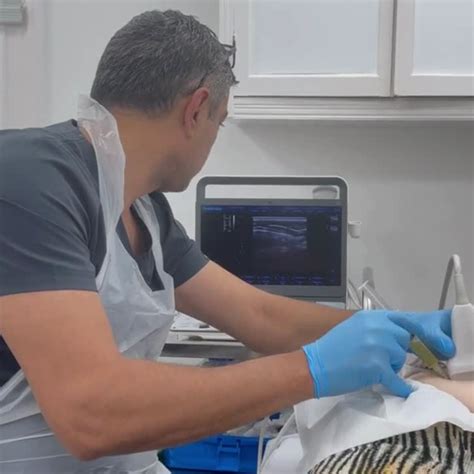 Rotator Cuff Injections for Pain Relief | Joint Injections