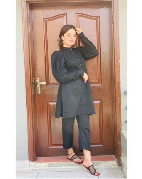 Instagram Shani_wri8ss07 Follow me | Stylish short dresses, Modest ...
