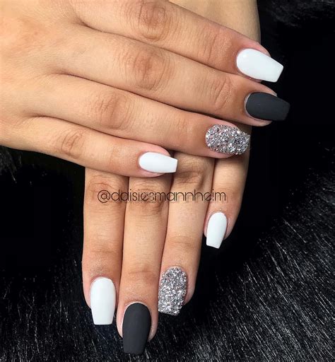 acrylic nails black  white nail designs  paint  nails