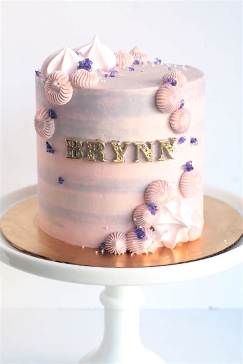 how to clean your cakes