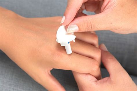 Криофарма от папиллом: инструкция по применению, цена в аптеках
