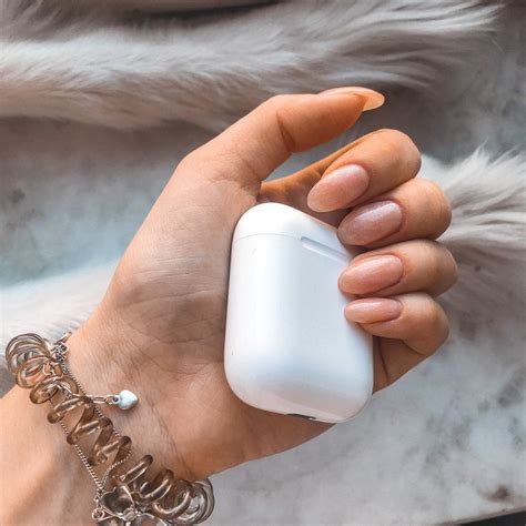 Ногти маникюр блестящая база | Classic nails, Manicure, Nails