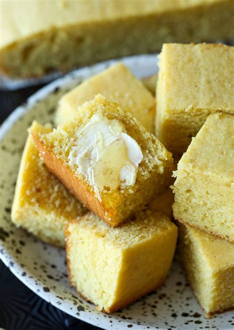 10 Irresistible Sour Cream Cornbread Recipes to Try Today – MexFoody