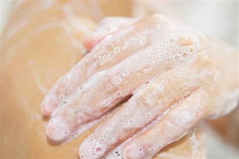 What Is Mild Soap and When Should I Use It? - Color Drop