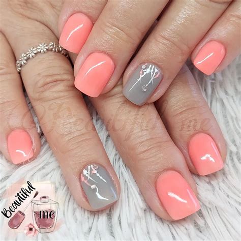 45 Coral Nail Ideas | Summer gel nails, Coral nails with design, Coral ...