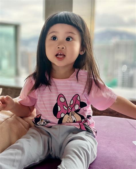 Mandy Lee | 大眼表妹話最鍾意Audrey 表姐 | Instagram