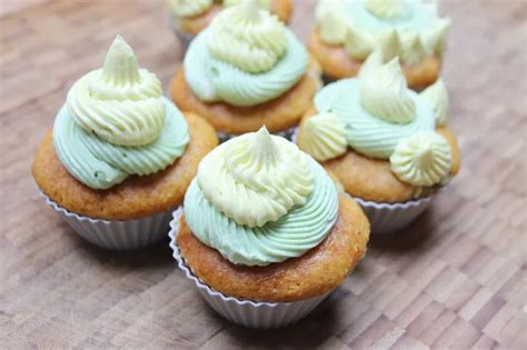 Homemade Buttercream Frosting without Powdered Sugar